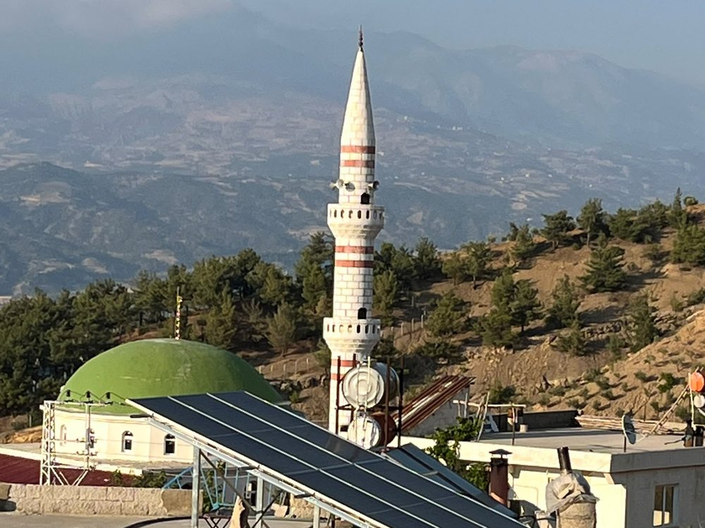 Cami çatısına kurulan GES sistemi